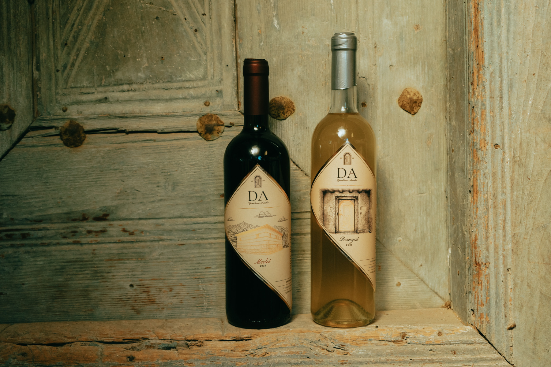 Detalhe da identidade visual DA Djambazov Aranha - Winery